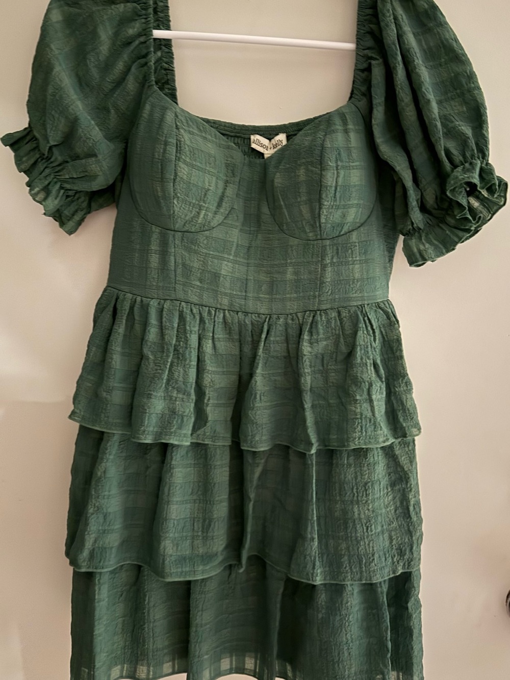 Forest Green Puff-Sleeve Tiered Peplum dress
